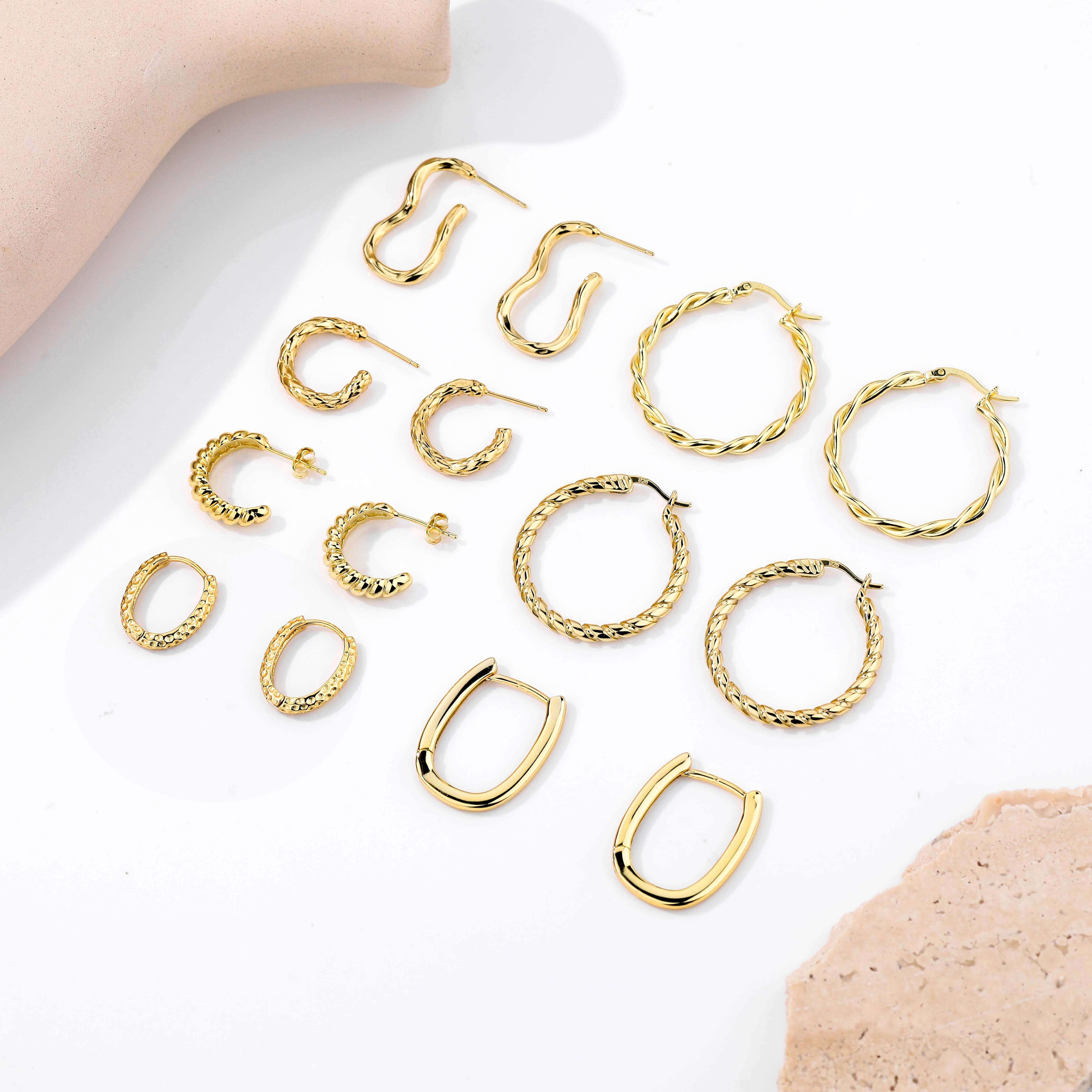 Fashion Jewelry Earrings 2023 C shaped Studs sterling silver round high quality 18 k gold hoop earrings twisted for women
Fashion Jewelry Earrings 2023 C shaped Studs sterling silver round high quality 18 k gold hoop earrings twisted for women
