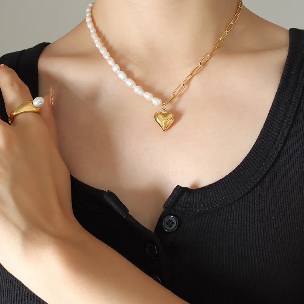 Wholesale Fashion Jewelry Women Stainless Steel 18K Gold Plated Real Freshwater Pearl Heart Charms Necklaces
Wholesale Fashion Jewelry Women Stainless Steel 18K Gold Plated Real Freshwater Pearl Heart Charms Necklaces