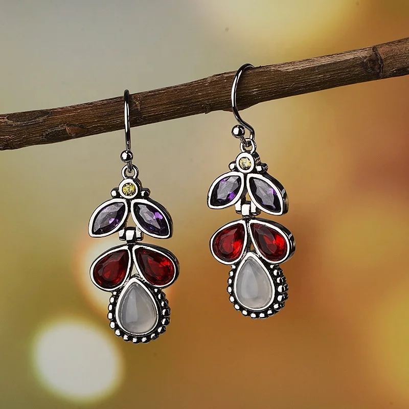 Vintage Colorful Water Drop Crystal Pendants Copper Long Drop Earrings for Women Female Hanging Dangle Earrings Jewelry
Vintage Colorful Water Drop Crystal Pendants Copper Long Drop Earrings for Women Female Hanging Dangle Earrings Jewelry
