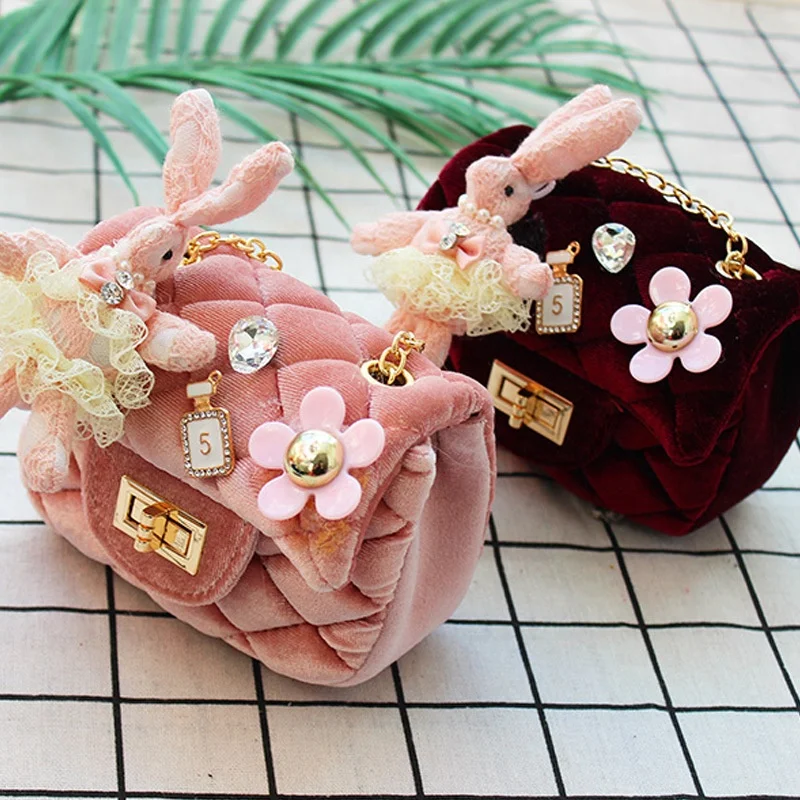 New Arrival Velvet Small Crossbody Bag Cute Rabbit Flower Accessories Little Girl Mini Shoulder Chain Bag For Kids, 6 colors
New Arrival Velvet Small Crossbody Bag Cute Rabbit Flower Accessories Little Girl Mini Shoulder Chain Bag For Kids, 6 colors