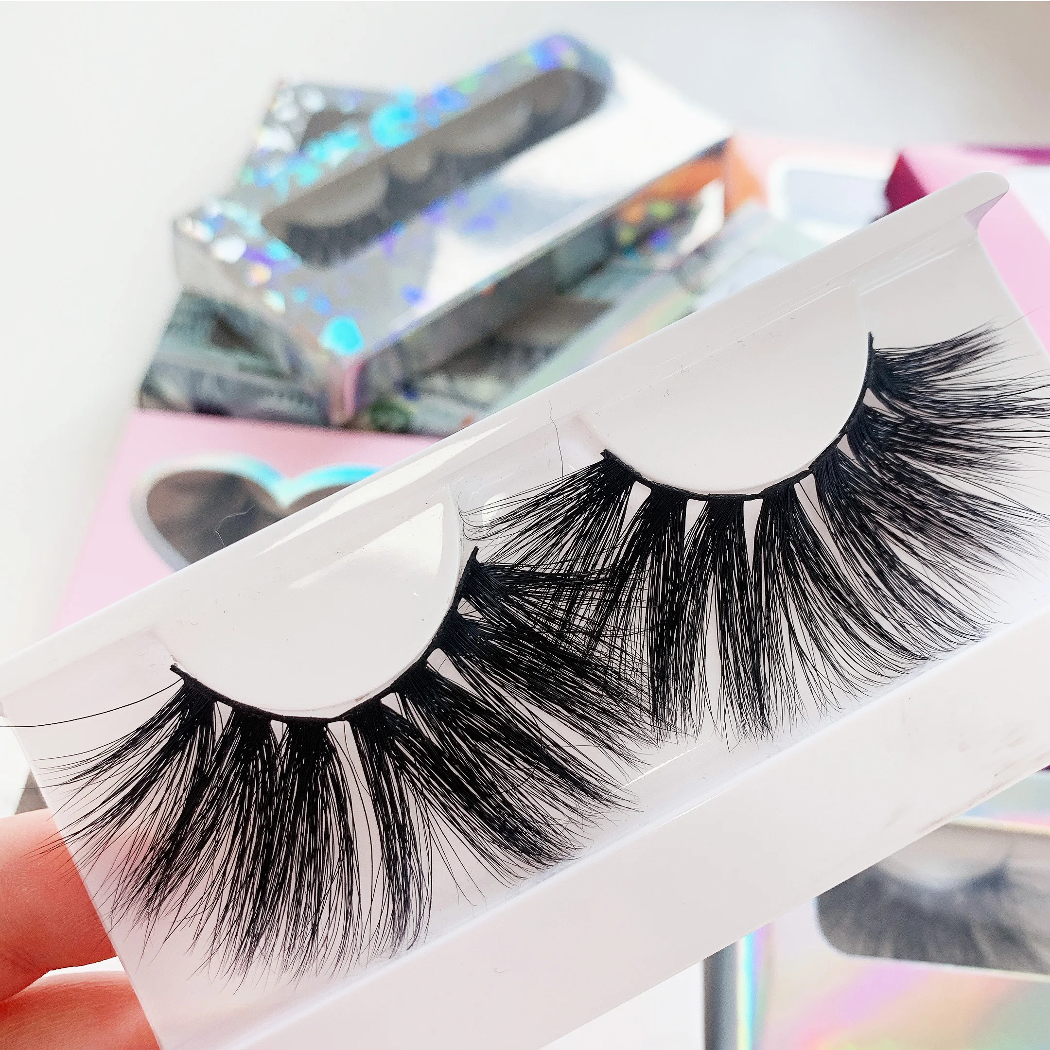 Faux Mink Lashes vendors Own Brand Customized Boxes Wholesale 25mm Full Strip 3d Faux Mink Eyelashes, Black color
Faux Mink Lashes vendors Own Brand Customized Boxes Wholesale 25mm Full Strip 3d Faux Mink Eyelashes, Black color