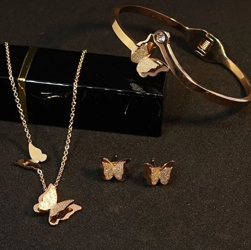 Korean Fashion 316L Stainless Steel Jewelry Set Rose Gold Butterfly Necklace Bracelet Earring Set
Korean Fashion 316L Stainless Steel Jewelry Set Rose Gold Butterfly Necklace Bracelet Earring Set