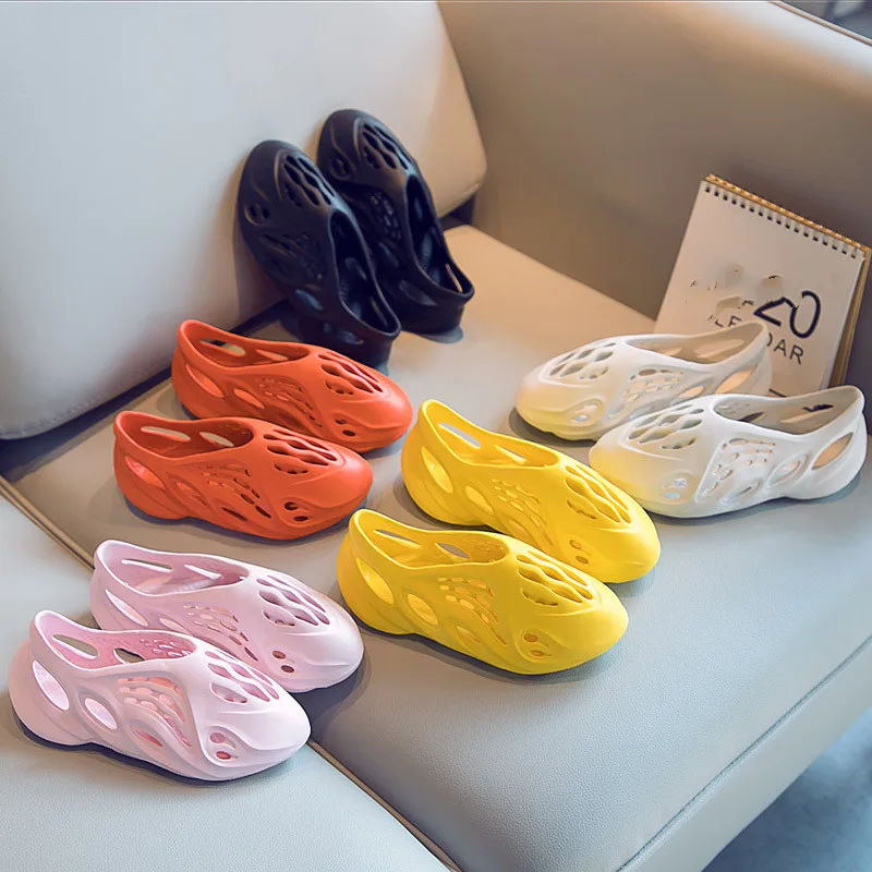 Wholesale 2021 wholesale Summer kids Fashion Slipper Beach Sandals Jelly Water Shoes Footwear for girls boys
Wholesale 2021 wholesale Summer kids Fashion Slipper Beach Sandals Jelly Water Shoes Footwear for girls boys