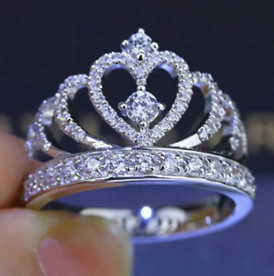 Exaggeration luxury atmosphere inlaid diamond zircon wedding hand accessories 925 silver woman crown ring 
Exaggeration luxury atmosphere inlaid diamond zircon wedding hand accessories 925 silver woman crown ring