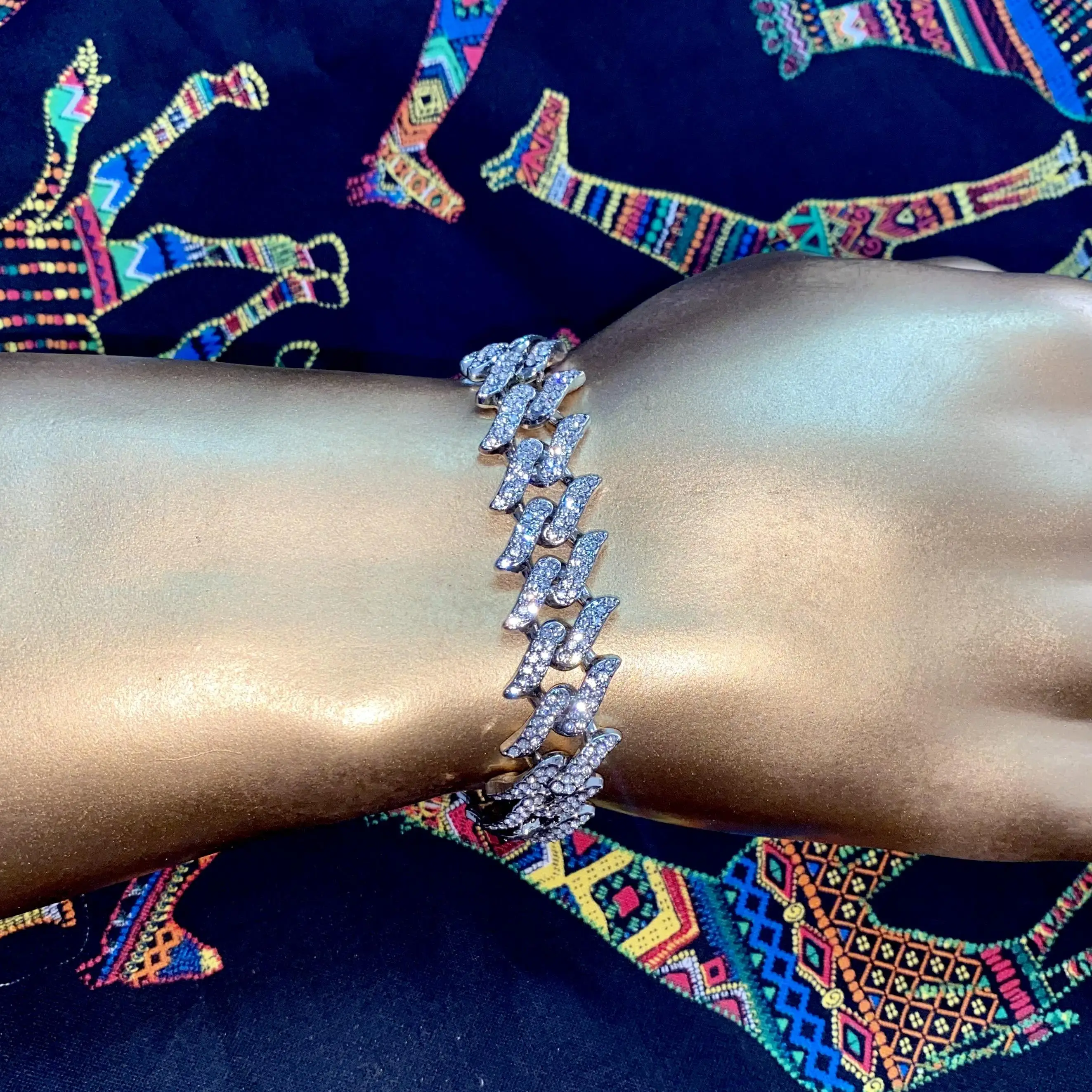 Spiked Chain Hot selling product Bling Bling Custom Hip Hop Jewelry Cuban Link Chains For Boys
Spiked Chain Hot selling product Bling Bling Custom Hip Hop Jewelry Cuban Link Chains For Boys