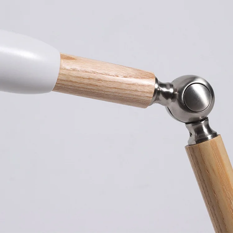 Hot Selling Hotel Decor Light Iron Wood Table Reading Lamps With Base