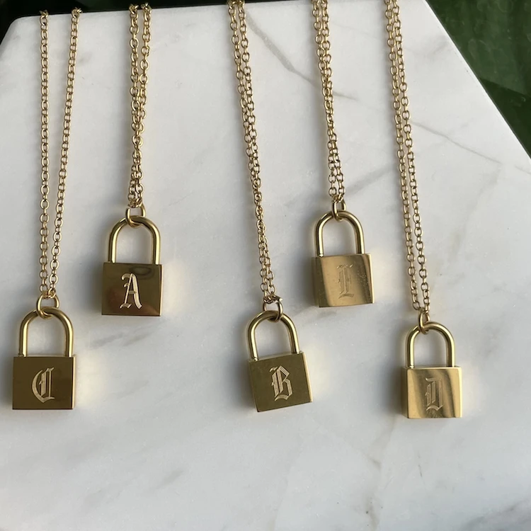 Jialin jewelry 18k gold plated small necklace pendant Padlock Stainless Steel Lock necklace charms, Picture shows
Jialin jewelry 18k gold plated small necklace pendant Padlock Stainless Steel Lock necklace charms, Picture shows
