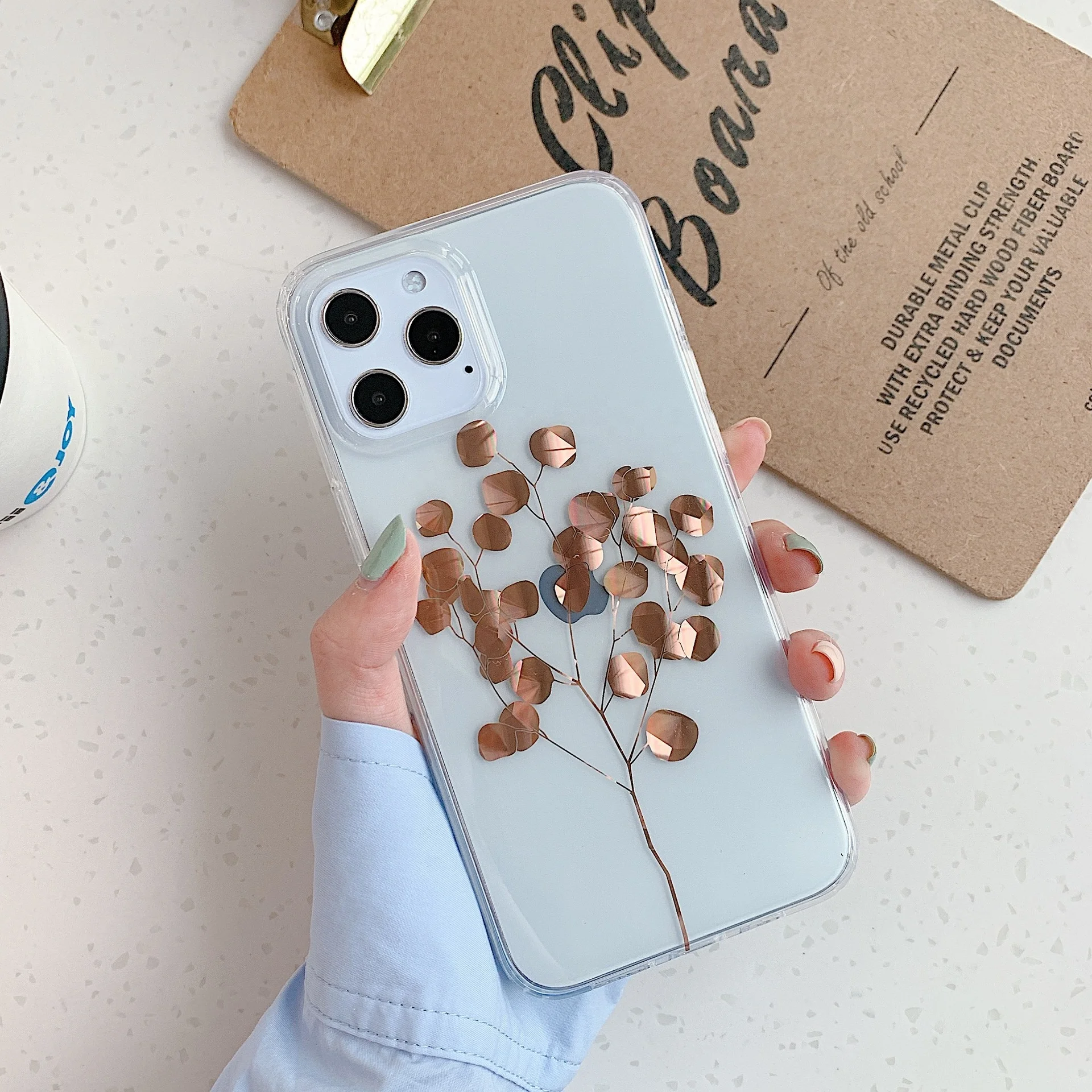 2021 new high-quality luxury bronzing leaf silicone drop resistant suitable for iPhone x xs xr 11 12Promax mobile phone case
2021 new high-quality luxury bronzing leaf silicone drop resistant suitable for iPhone x xs xr 11 12Promax mobile phone case