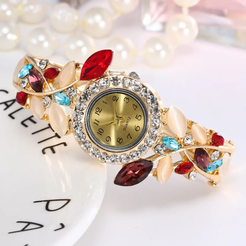 Hip Hop Luxury Mens Iced Out Watches Date Quartz Wrist Watches With Micro pave CZ Alloy Watch For Women Men Jewelry, As picture
Hip Hop Luxury Mens Iced Out Watches Date Quartz Wrist Watches With Micro pave CZ Alloy Watch For Women Men Jewelry, As picture