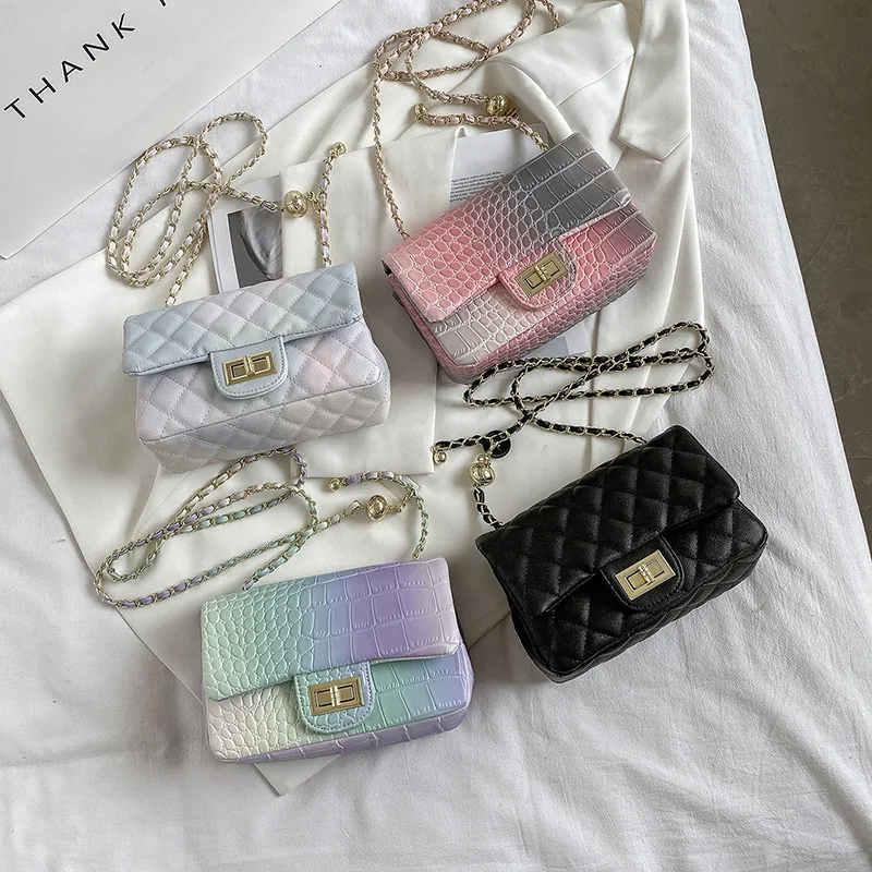 2022 New crocodile pattern shoulder bag candy color flip metal buckle pu purses retro crossbody bag phone case, As the pictures
2022 New crocodile pattern shoulder bag candy color flip metal buckle pu purses retro crossbody bag phone case, As the pictures
