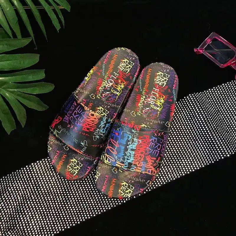 Graffiti Letter Print Mixed Color Women Home Slides Outside Beach Shoes Sandal Flip Flops Casual Fashion Slipper Open Round Toe, Black, mixed
Graffiti Letter Print Mixed Color Women Home Slides Outside Beach Shoes Sandal Flip Flops Casual Fashion Slipper Open Round Toe, Black, mixed
