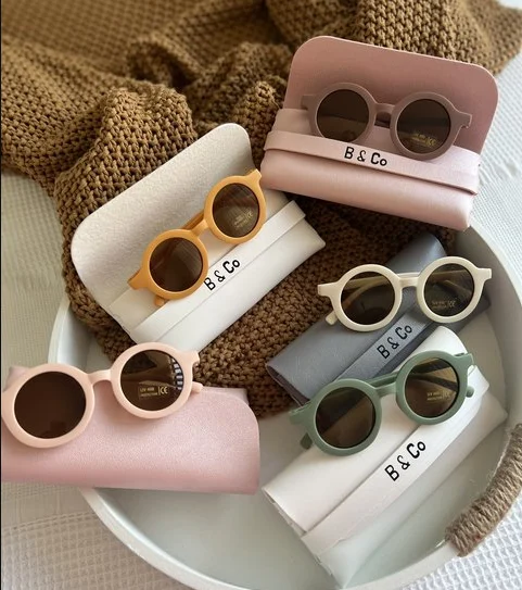 LBAshades 2022 4108 Children's Glasses New 1-8 Years Old Baby round Decorative Trendy kids Sunglasses wholesale cheap price
LBAshades 2022 4108 Children's Glasses New 1-8 Years Old Baby round Decorative Trendy kids Sunglasses wholesale cheap price