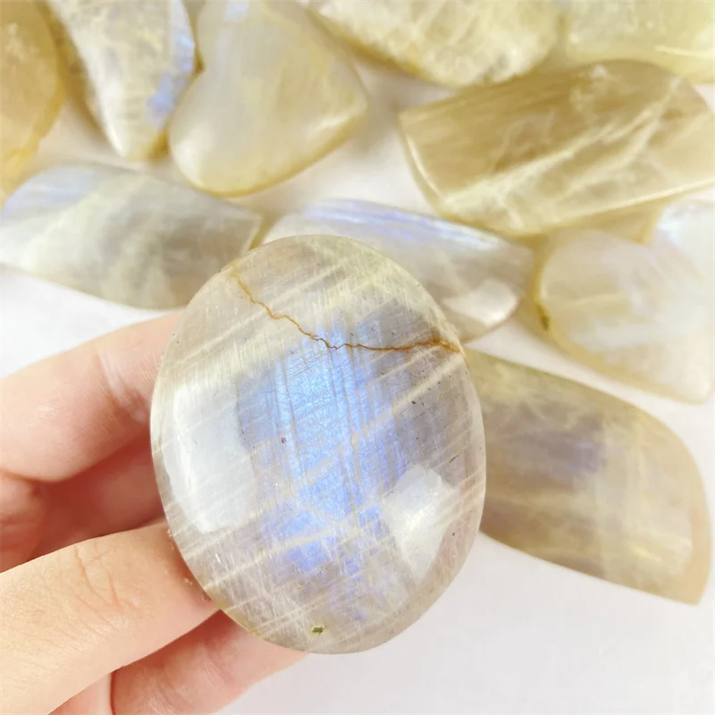 Hot Sale Natural Crystal Gemstone Crystal Blue Moon Stone Heart Palm Stone for Decoration
Hot Sale Natural Crystal Gemstone Crystal Blue Moon Stone Heart Palm Stone for Decoration