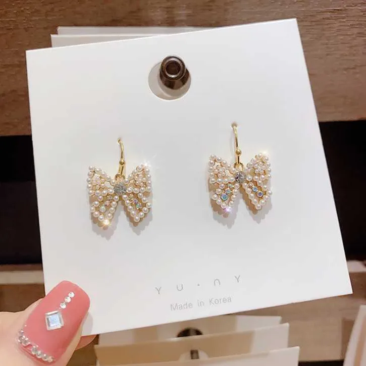 S925 Silver Post Fashion Bowknot Pearl Personality Stud Bridal Gold Jewellery Earrings 21k Wedding Jewelry
S925 Silver Post Fashion Bowknot Pearl Personality Stud Bridal Gold Jewellery Earrings 21k Wedding Jewelry