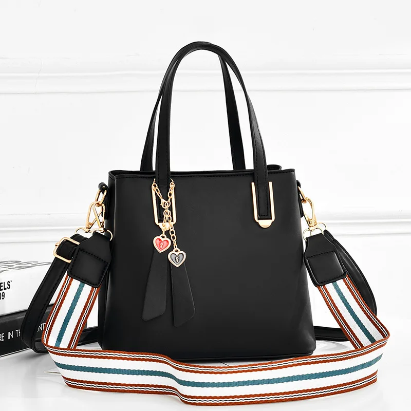 High quality womens leather purses shopping bag stylish and leisure handbags for women 2019 with great price
High quality womens leather purses shopping bag stylish and leisure handbags for women 2019 with great price