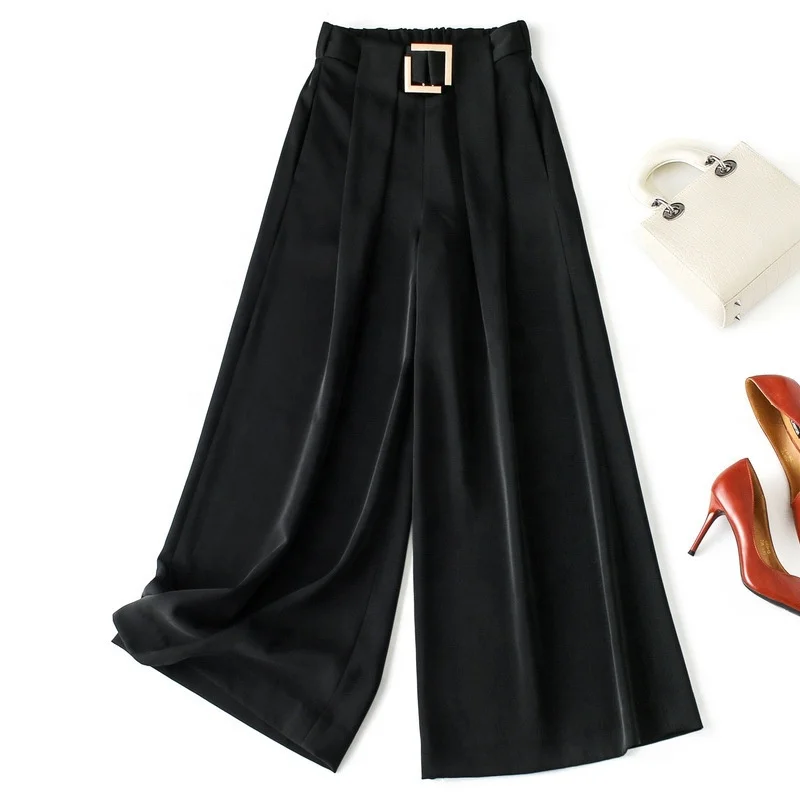 B61310 Women's fall 2019 solid color with a long loose waist and wide legs pants, Photo shown
B61310 Women's fall 2019 solid color with a long loose waist and wide legs pants, Photo shown
