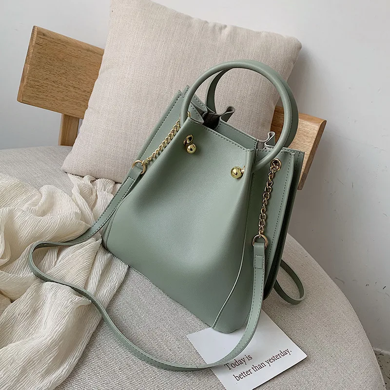 Female Bags Temperament Large Fashion Messenger Bag Simple Portable Shoulder 
Female Bags Temperament Large Fashion Messenger Bag Simple Portable Shoulder