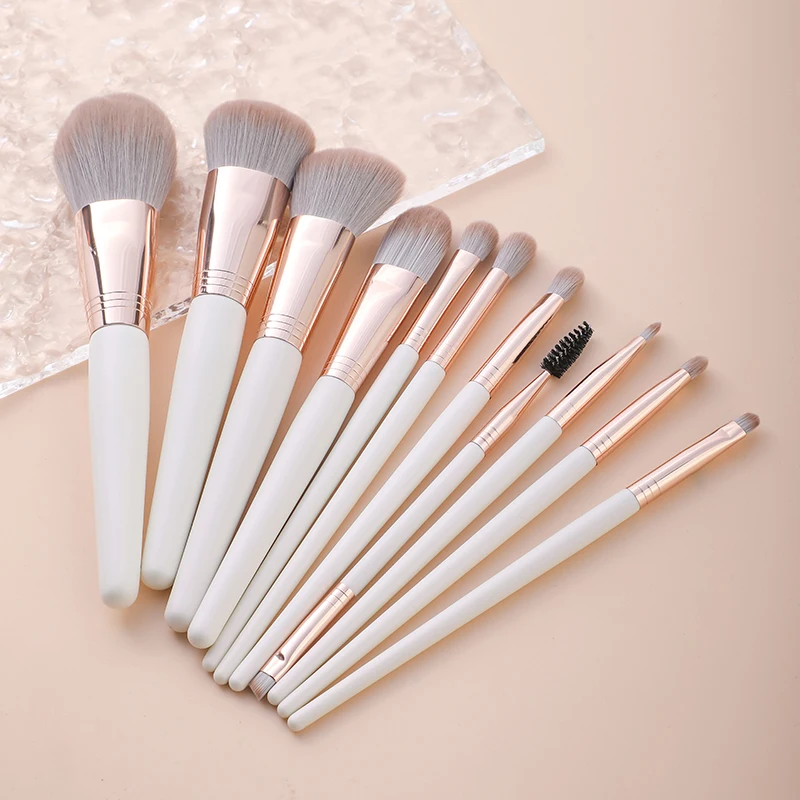 White Luxury Makeup Brush Set Kit Wholesale Wood Handle Private Label foundation Cosmetic makeup brushes
White Luxury Makeup Brush Set Kit Wholesale Wood Handle Private Label foundation Cosmetic makeup brushes