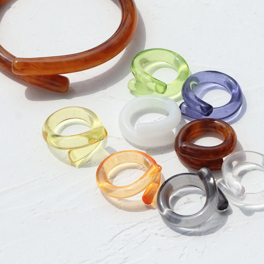 ROMANTIC New Design Transparent Multi Colors Acrylic Resin Rings For Women Ins Personalized Acrylic Finger Rings
ROMANTIC New Design Transparent Multi Colors Acrylic Resin Rings For Women Ins Personalized Acrylic Finger Rings
