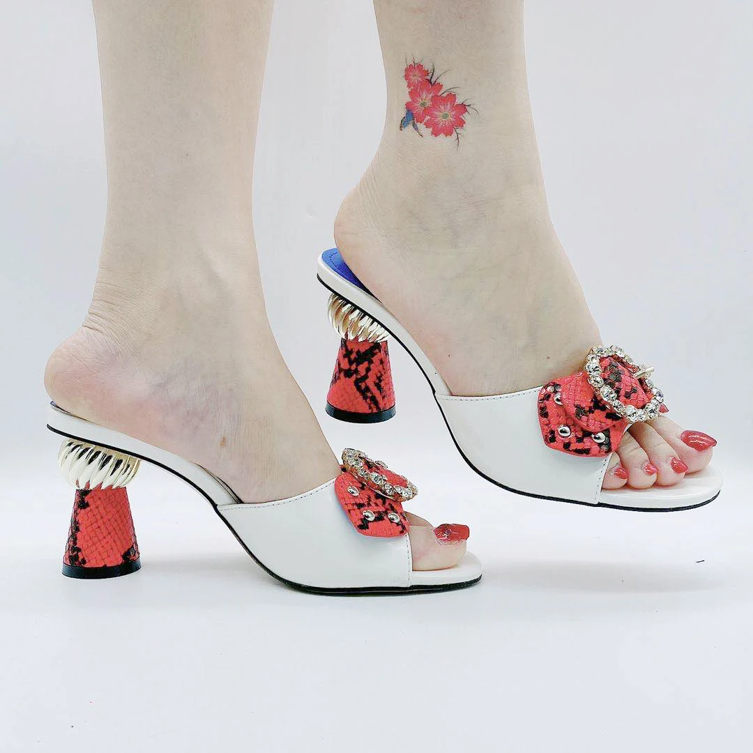 Bow Sandals for Women Summer Flip-flops Open Toe Flip Flops Fashion Trendy Italian High Heeled Slippers OEM ODM Custom Pumps
Bow Sandals for Women Summer Flip-flops Open Toe Flip Flops Fashion Trendy Italian High Heeled Slippers OEM ODM Custom Pumps