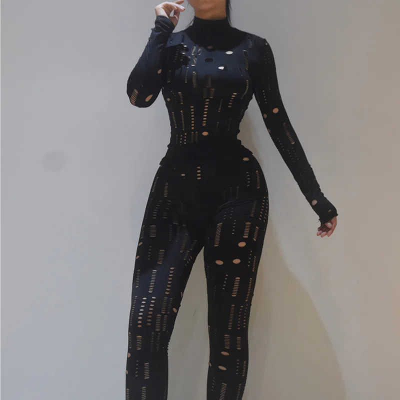 2021 R09201 - pants and top fashion sport solid hole o neck long sleeve women two piece pants set
2021 R09201 - pants and top fashion sport solid hole o neck long sleeve women two piece pants set