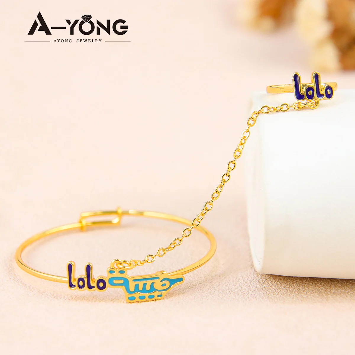 Latest Design Ring Chain Bracelet Set Arabic Style Jewelry Gold Plated Kids Bracelets
Latest Design Ring Chain Bracelet Set Arabic Style Jewelry Gold Plated Kids Bracelets