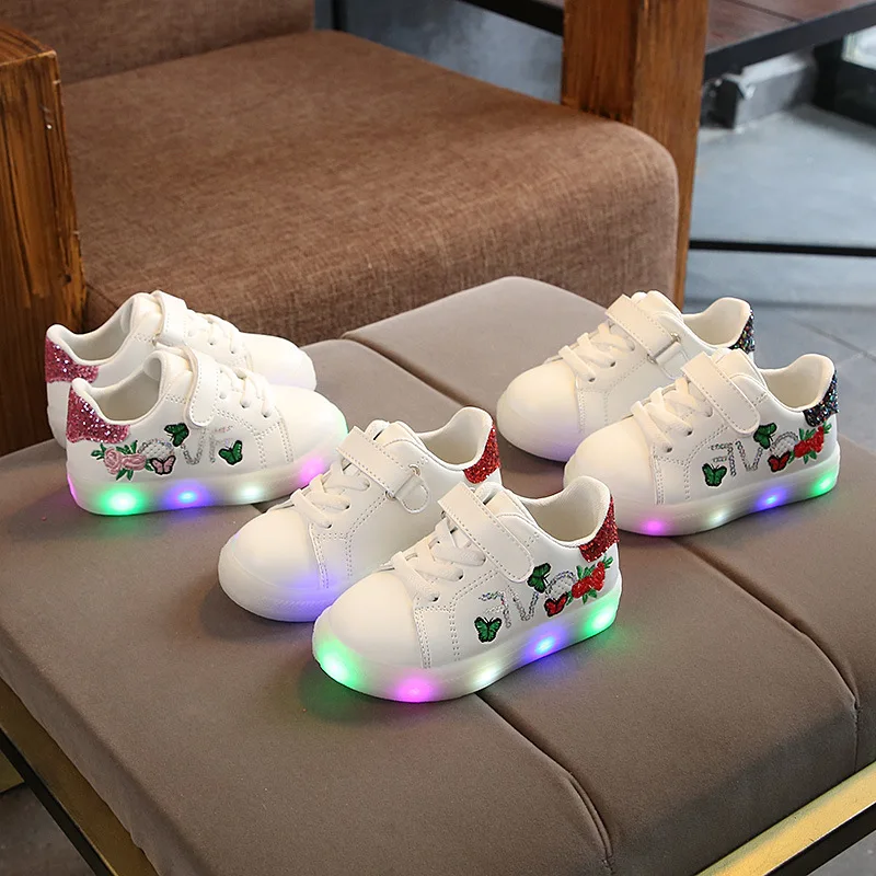 Children's Led Lighting Shoes Girls LED Casual Flower Print Shoes Kids Glowing Non-slip Board Shoe Boys Luminous Sports Sneaker, Red/black/pink
Children's Led Lighting Shoes Girls LED Casual Flower Print Shoes Kids Glowing Non-slip Board Shoe Boys Luminous Sports Sneaker, Red/black/pink
