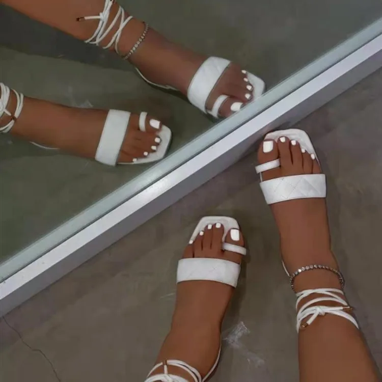Flat Fashion Summer All Over Women's Shoes Solid Color Bandage Outdoor Leisure Square hood toe ring strappy Roman sandals, 3 colors
Flat Fashion Summer All Over Women's Shoes Solid Color Bandage Outdoor Leisure Square hood toe ring strappy Roman sandals, 3 colors