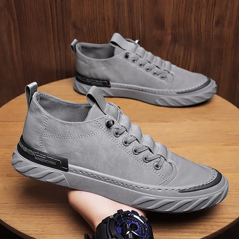 Men's shoes 2022 new trend Korean casual cloth spring and summer breathable canvas men's trendy shoes
Men's shoes 2022 new trend Korean casual cloth spring and summer breathable canvas men's trendy shoes