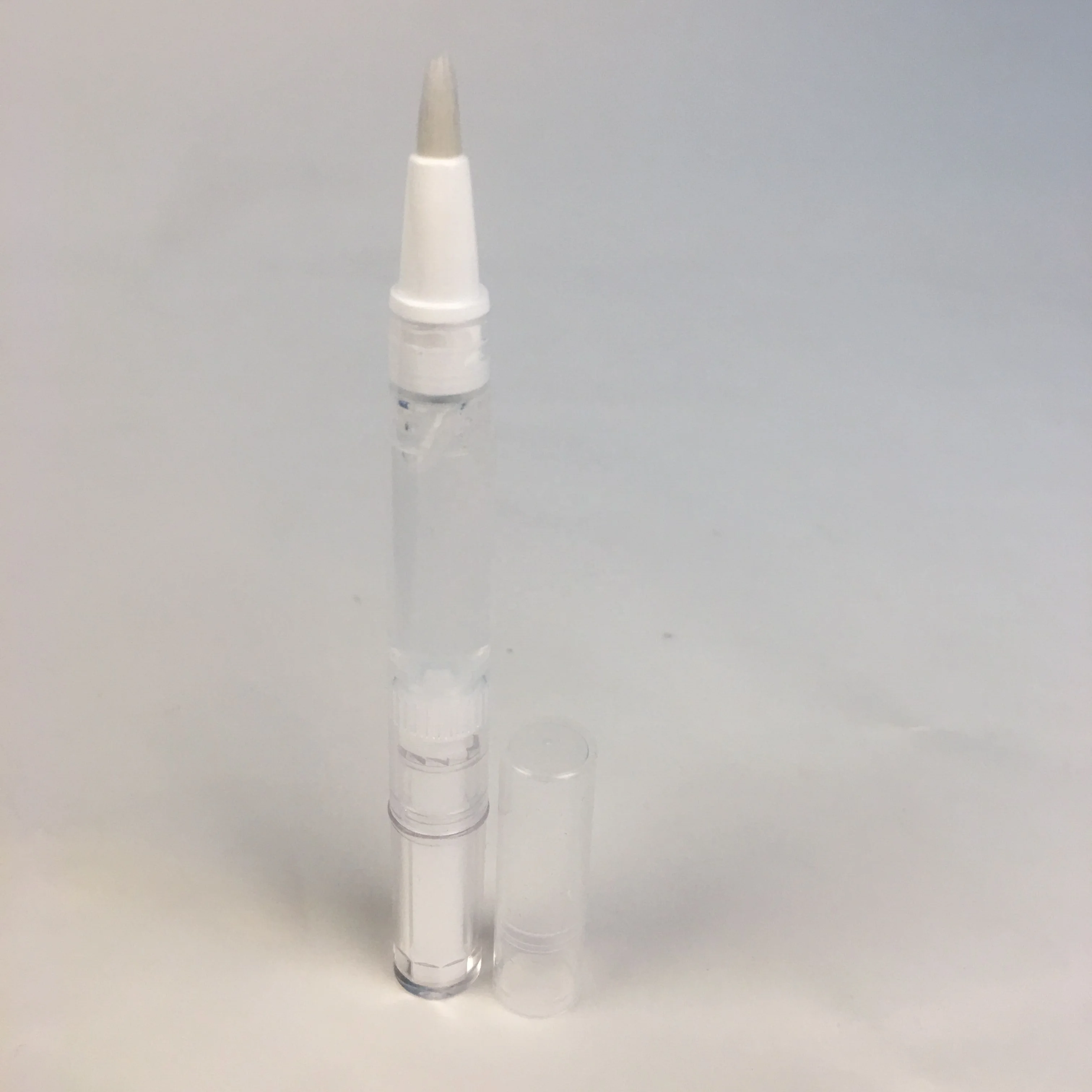 high quality twist plastic tube for eyelash liquid lip gloss highlighter eyeshadow