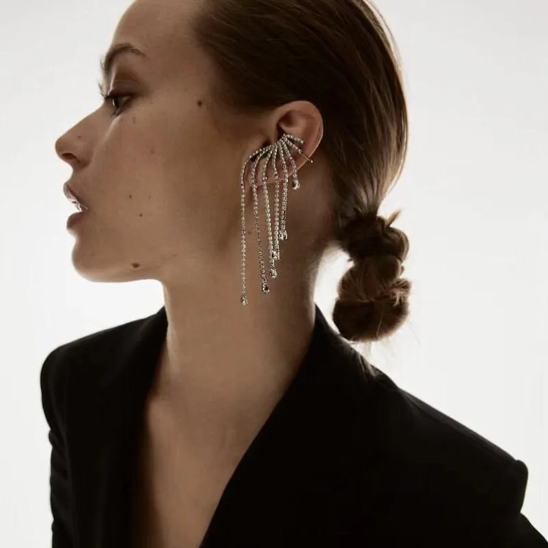 Simple Style Asymmetry Rhinestone Tassel Dangle Earrings Long Bling Bling Crystal Rhinestone Chandelier Tassel Earrings
Simple Style Asymmetry Rhinestone Tassel Dangle Earrings Long Bling Bling Crystal Rhinestone Chandelier Tassel Earrings