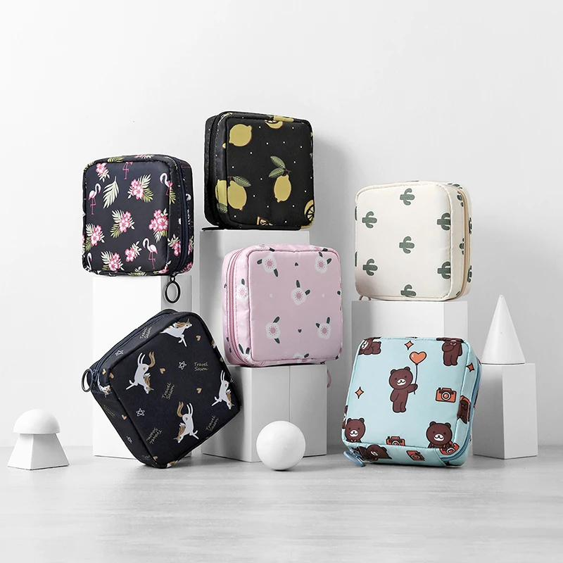 High capacity travel storage cosmetic bag sanitary napkin storage bag sanitary napkins towel square bag Jewelry Organizer
High capacity travel storage cosmetic bag sanitary napkin storage bag sanitary napkins towel square bag Jewelry Organizer