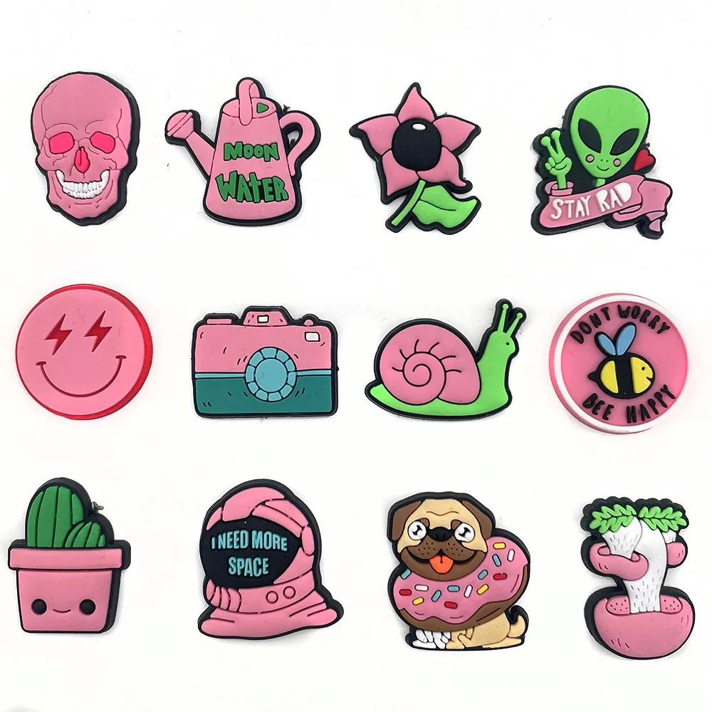High quality wholesale custom DIY new design shoe lace croc charms clog pvc soft Shoe decoration As a gift for the child
High quality wholesale custom DIY new design shoe lace croc charms clog pvc soft Shoe decoration As a gift for the child