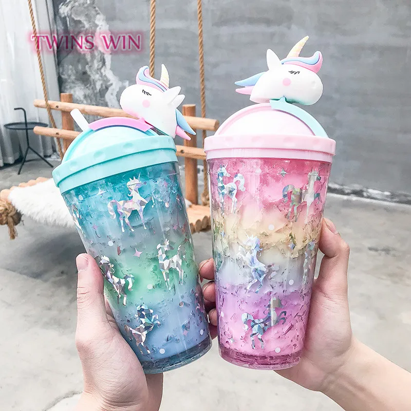 Creative Cartoon Push Cover Plastic Ice Cup Cute Cartoon Double Straw Cup Summer Crystal Water Bottle CUP1552
Creative Cartoon Push Cover Plastic Ice Cup Cute Cartoon Double Straw Cup Summer Crystal Water Bottle CUP1552