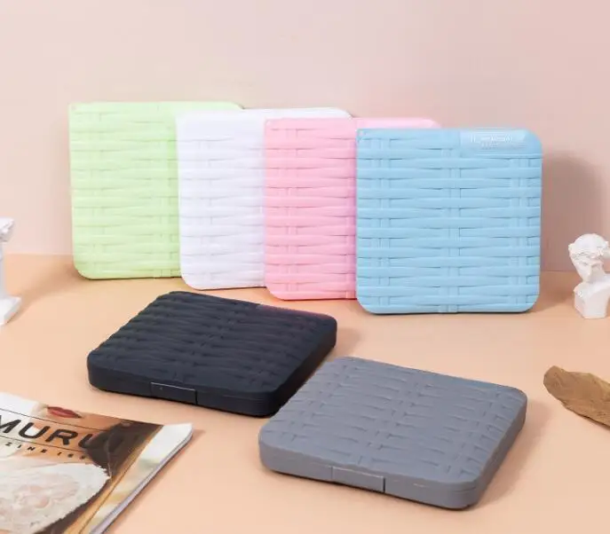 Dustproof customized foldable environmental PP face mask storage box, White/pink/blue/grey/green/dark grey
Dustproof customized foldable environmental PP face mask storage box, White/pink/blue/grey/green/dark grey