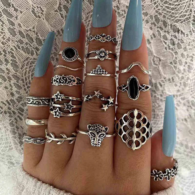 17 Pcs/Set Fashion Leopard Head Star Ring Crown Flower Water Pattern Hollow Wave Design Ring Set Couple Commemorative Gift, Silver
17 Pcs/Set Fashion Leopard Head Star Ring Crown Flower Water Pattern Hollow Wave Design Ring Set Couple Commemorative Gift, Silver