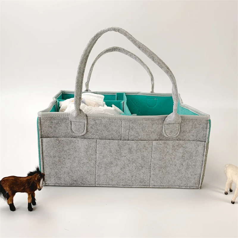 Wholesale low price outdoor baby diaper bag can be customized multi-functional mother bag 3 box bag edge can add LOGO
Wholesale low price outdoor baby diaper bag can be customized multi-functional mother bag 3 box bag edge can add LOGO