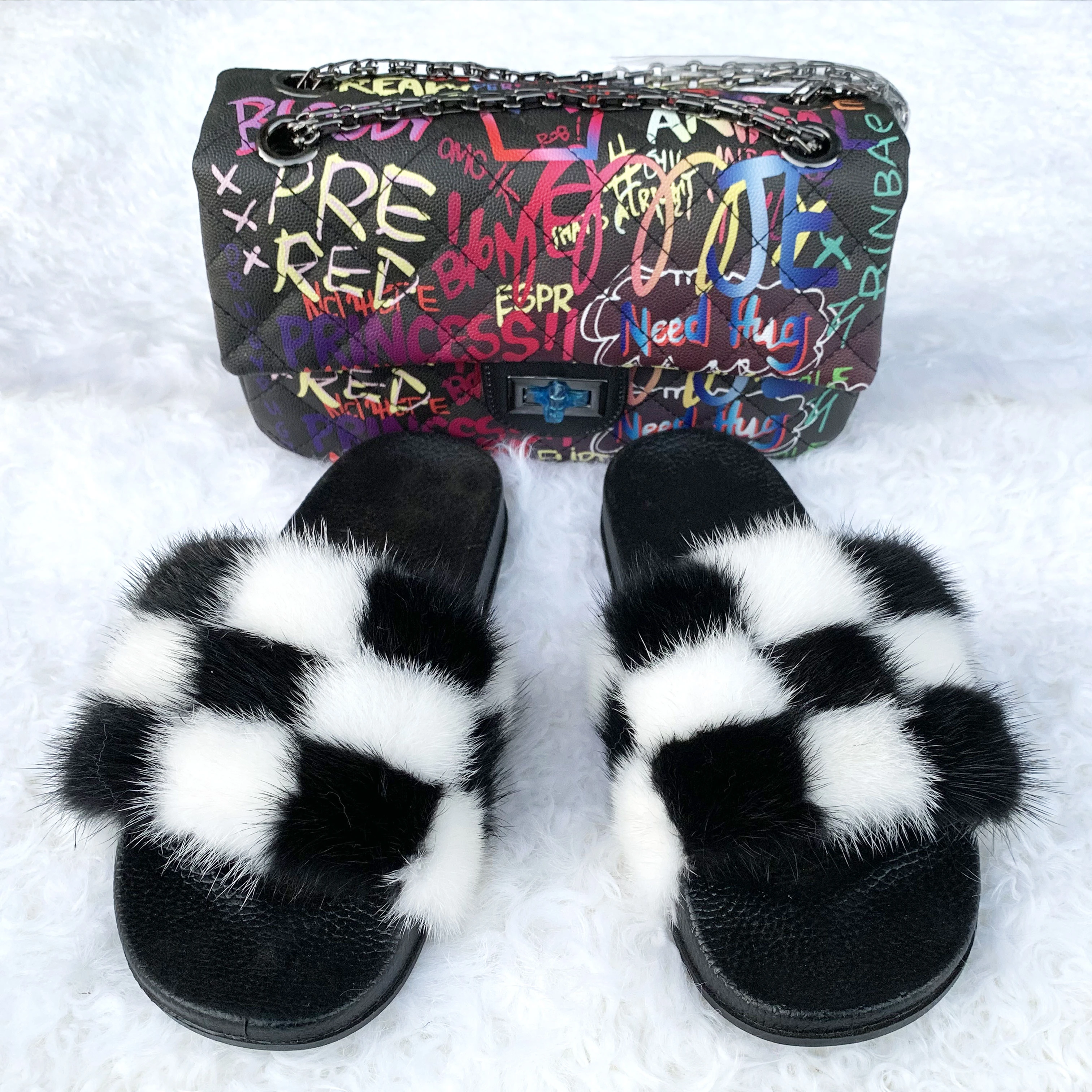 wholesale women blue faux fur furry slides faux fox fur slippers logo custom faux fur slides
wholesale women blue faux fur furry slides faux fox fur slippers logo custom faux fur slides