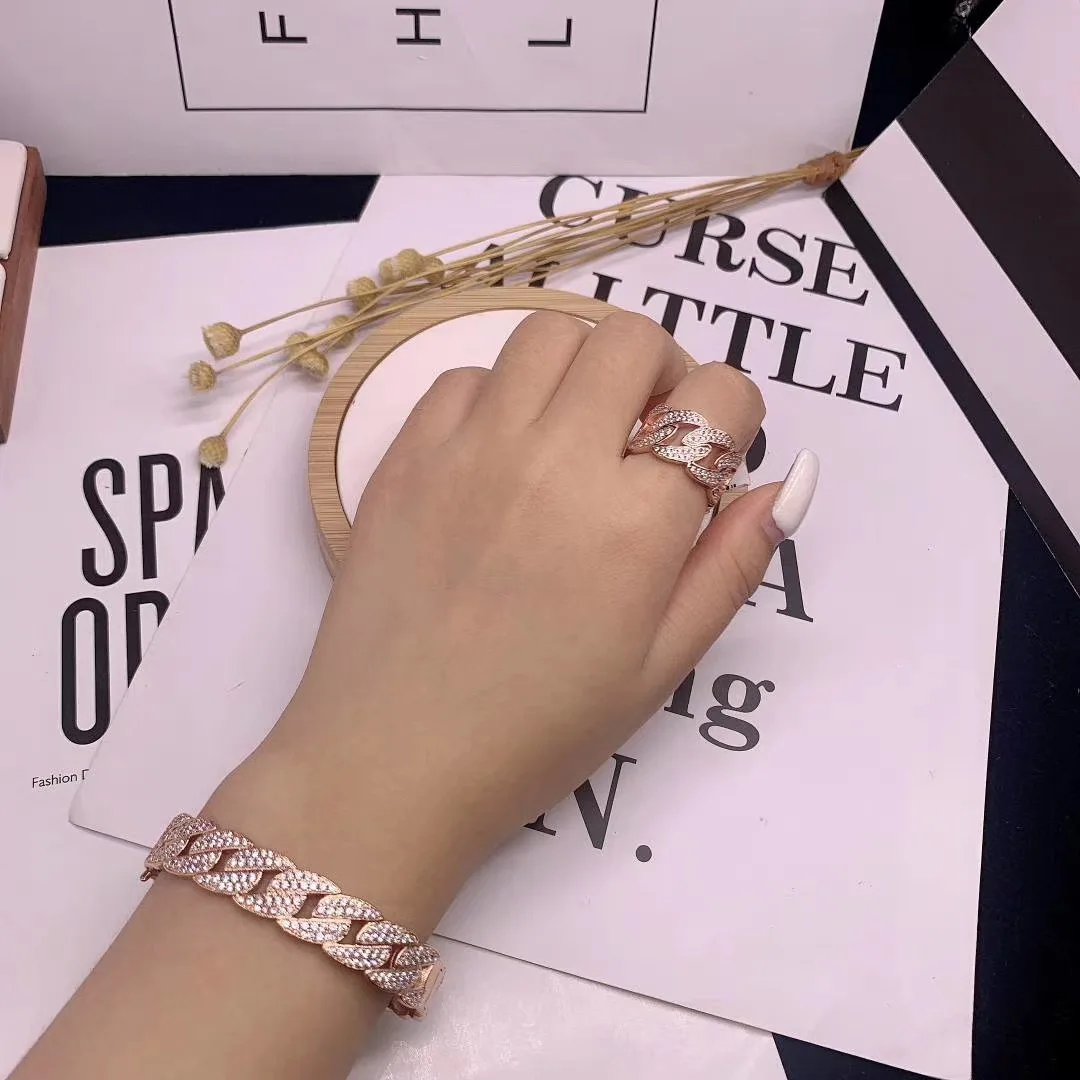 Fashion hot sale Cuba gengo thick chain copper micro inlaid Zircon Bracelet Ring Set personality versatile accessories, Picture shows
Fashion hot sale Cuba gengo thick chain copper micro inlaid Zircon Bracelet Ring Set personality versatile accessories, Picture shows