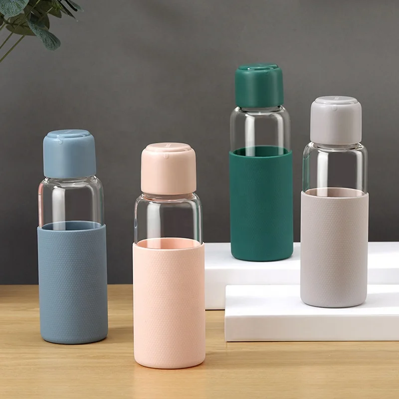 2021 High quality borosilicate silicone lid glass water bottle, Blue, pink, grey and green
2021 High quality borosilicate silicone lid glass water bottle, Blue, pink, grey and green
