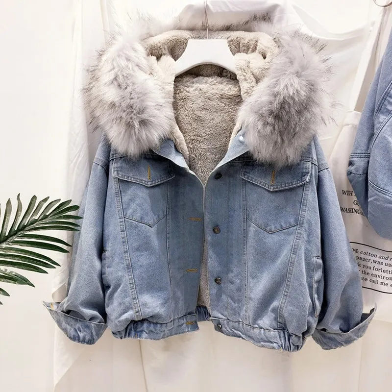 Newest Women Warm Coats Female Short Velvet Jacket Lapels Fur Thick Plus Velvet Jacket Plush Collar Hooded Denim Jacket, 4 colors
Newest Women Warm Coats Female Short Velvet Jacket Lapels Fur Thick Plus Velvet Jacket Plush Collar Hooded Denim Jacket, 4 colors