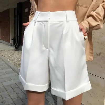 Fashion New hot sale women's flanging pockets zipper buttons solid color casual pants shorts
Fashion New hot sale women's flanging pockets zipper buttons solid color casual pants shorts