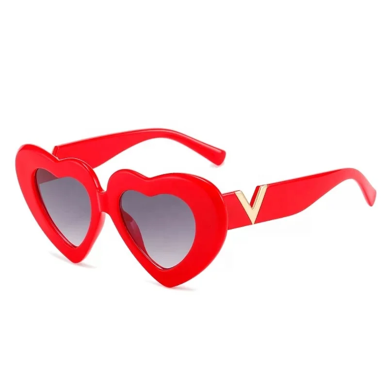 8934 Heart Sunglasses UV400 Women Unique Sun Glasses With V Letter Love Tinted Frames Irregular New Trendy Sunglasses
8934 Heart Sunglasses UV400 Women Unique Sun Glasses With V Letter Love Tinted Frames Irregular New Trendy Sunglasses