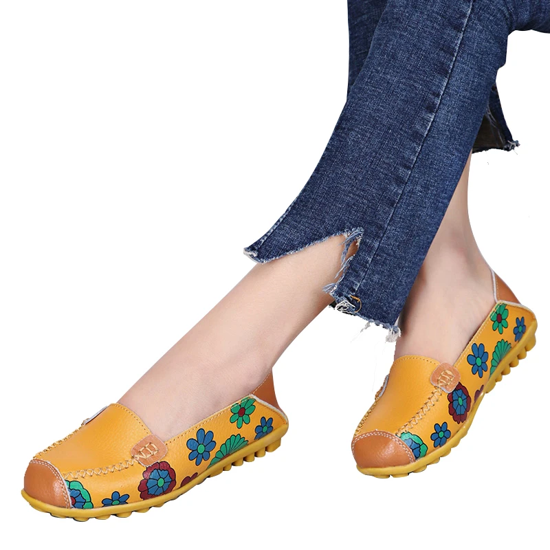 Wholesale 2019 White Flats leather Flowers Color Slip on Ballet Comfortable Ladies Women Loafers Flat Shoes Plus Size 11 12
Wholesale 2019 White Flats leather Flowers Color Slip on Ballet Comfortable Ladies Women Loafers Flat Shoes Plus Size 11 12