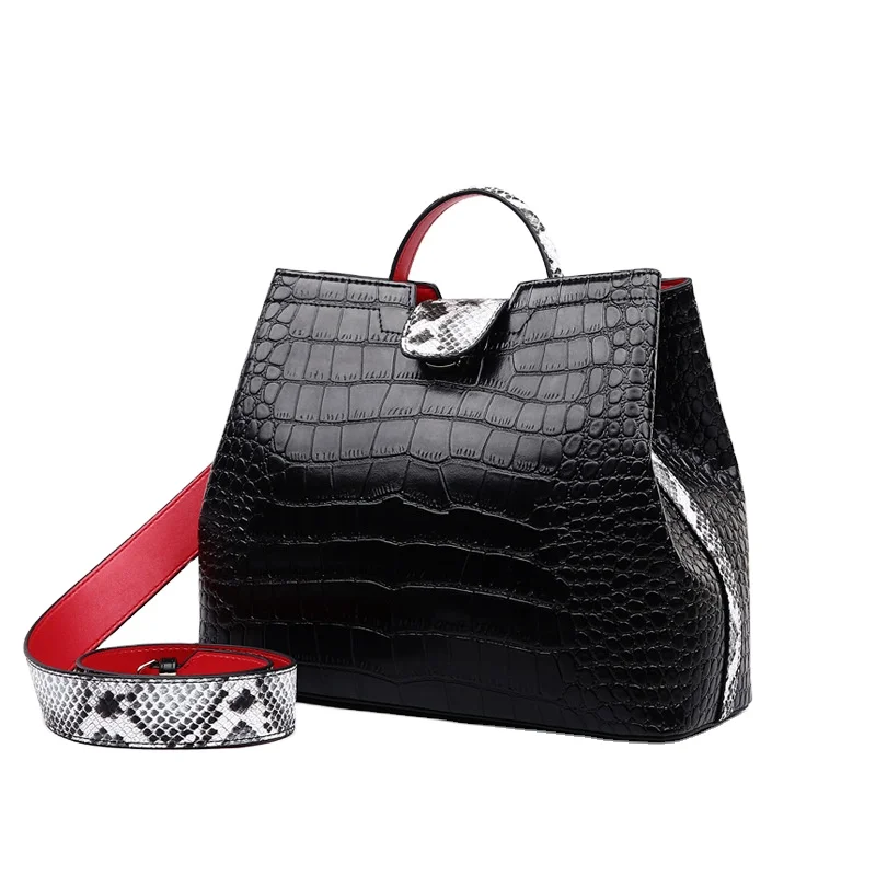 Luxury Fashion Genuine Leather Shoulder Messenger Bags 2021 Crocodile Pattern Large Capacity Casual Totes Women Leather Handbags, Black
Luxury Fashion Genuine Leather Shoulder Messenger Bags 2021 Crocodile Pattern Large Capacity Casual Totes Women Leather Handbags, Black