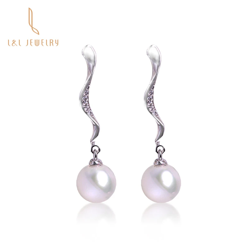 THE PEARL SOURCE 7.5-8mm Genuine White Freshwater Cultured Pearl Curve Earrings for Women 5A CZ Cubic Zirconia, Silver
THE PEARL SOURCE 7.5-8mm Genuine White Freshwater Cultured Pearl Curve Earrings for Women 5A CZ Cubic Zirconia, Silver