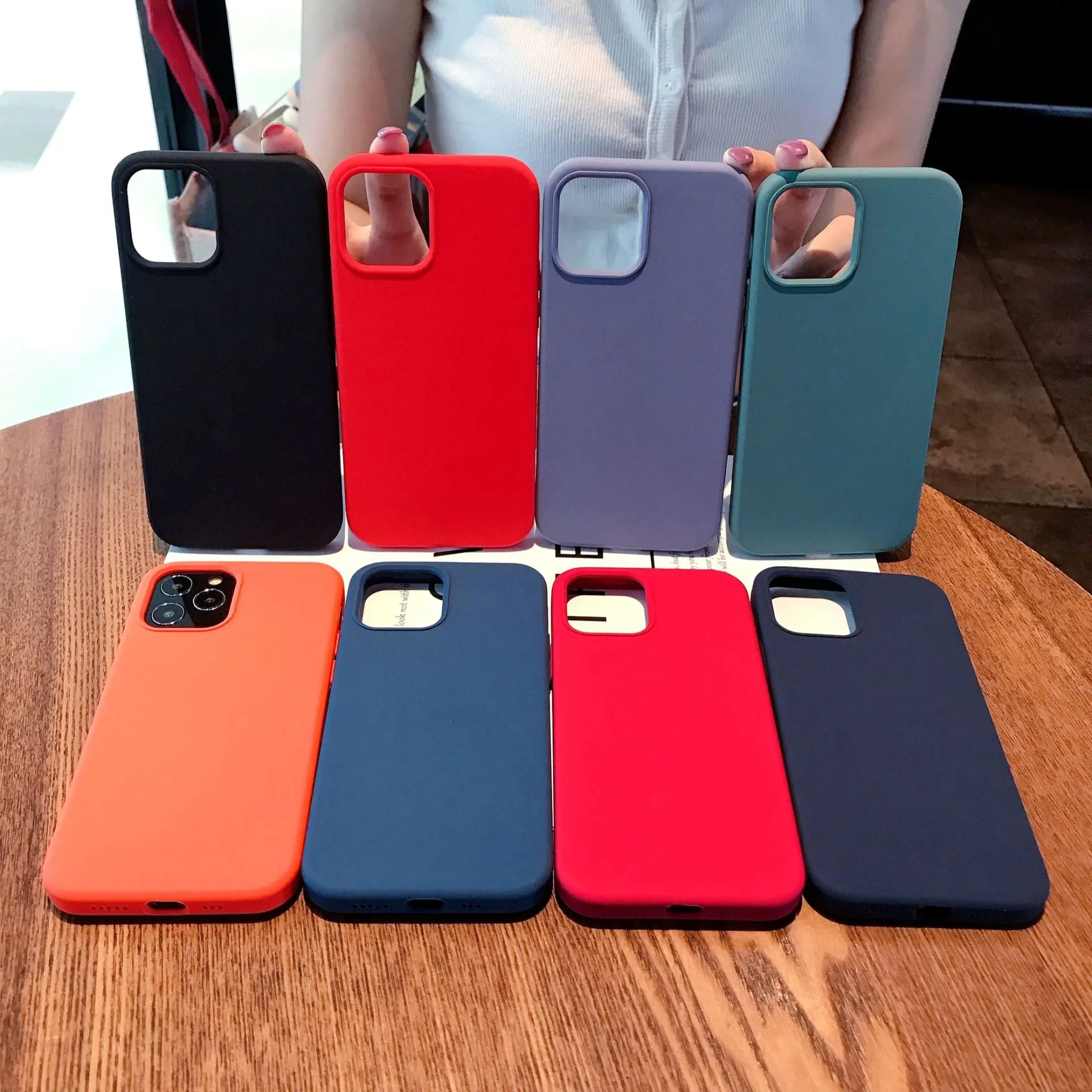 High Quality Real Liquid Silicone Rubber Smooth Touch Phone Case for iPhone 11 12 Pro Max Lens Raised Scratch-proof
High Quality Real Liquid Silicone Rubber Smooth Touch Phone Case for iPhone 11 12 Pro Max Lens Raised Scratch-proof