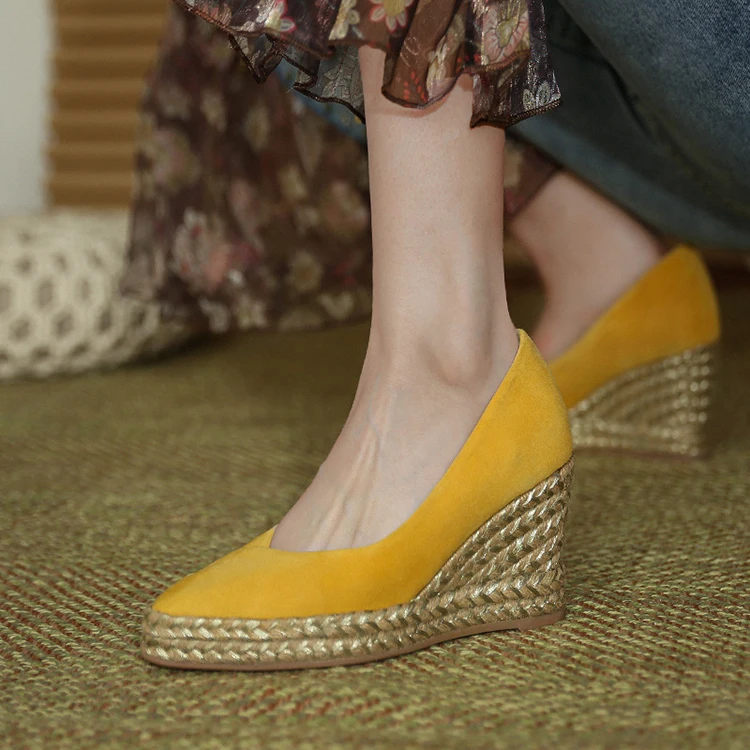 Premium Quality Slow Walk Wind Slip On Black Casual Leather Wedges Shoes, Yellow,black,beige
Premium Quality Slow Walk Wind Slip On Black Casual Leather Wedges Shoes, Yellow,black,beige