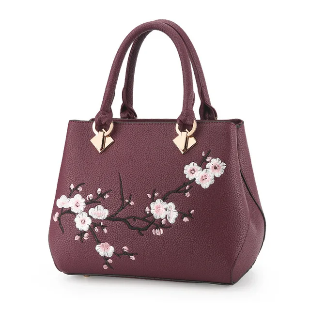 Hot sale embroidery flower fancy design latest real leather luxury ladies handbag crossbody bag
Hot sale embroidery flower fancy design latest real leather luxury ladies handbag crossbody bag