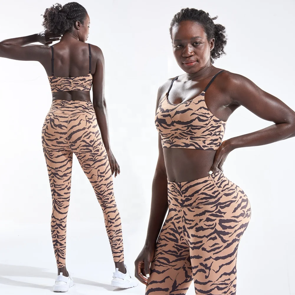 2021 Breathable Ultra Soft Tiger Print Sports Bra and Leggins Body Fitness Suit Leopard Sexy 2 PC Yoga Outfit Women Sets
2021 Breathable Ultra Soft Tiger Print Sports Bra and Leggins Body Fitness Suit Leopard Sexy 2 PC Yoga Outfit Women Sets